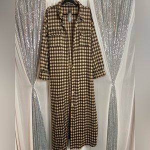 (NWT) Boohoo Maxi Coat